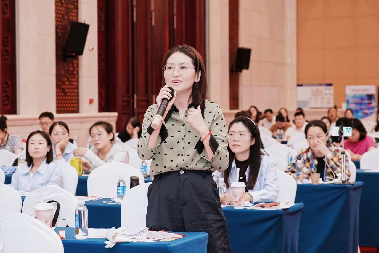 �β���Ѫ״̬��˵������Ļ��ѧ��˼����ײ�ǻۻ�